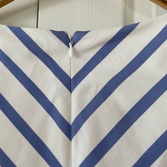 Max and Cleo blue and white 99% cotton SIze 10 - Picture 3 of 7